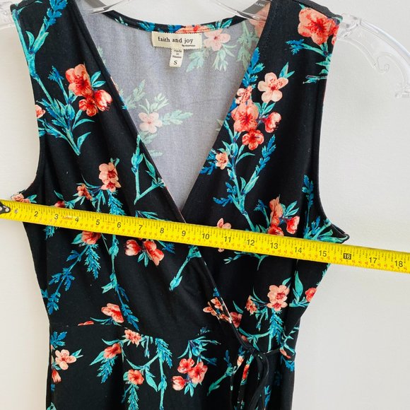 FAITH AND JOY crossover camisole - Picture 2 of 3